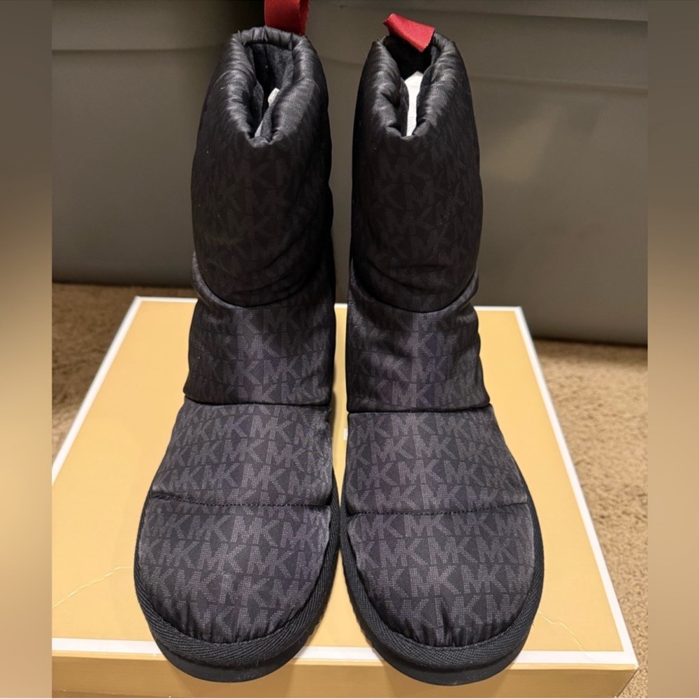 MICHAEL KORS Stark Logo Slip-On Boot - Picture 2 of 8